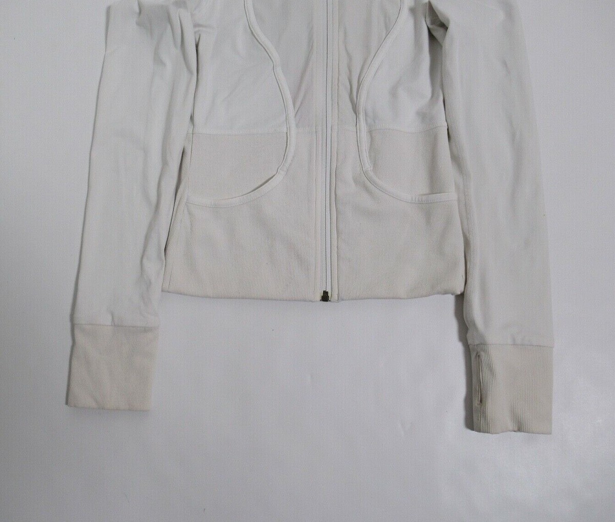 新品 ルルレモン ホワイト　フルジップジャケット　サイズ2 Lululemon Women's Special Edition Jacket Hoodie White Size 2