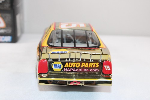 MICHAEL WALTRIP 2001 GOLD CHROME #15 DAYTONA 500 WINNER NAPA CHEVY /144 MADE!! - Picture 7 of 9
