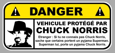 DANGER CHUCK NORRIS PROTEGE VOTRE AUTO HUMOUR AUTOCOLLANT STICKER 12x5,5cm DA206