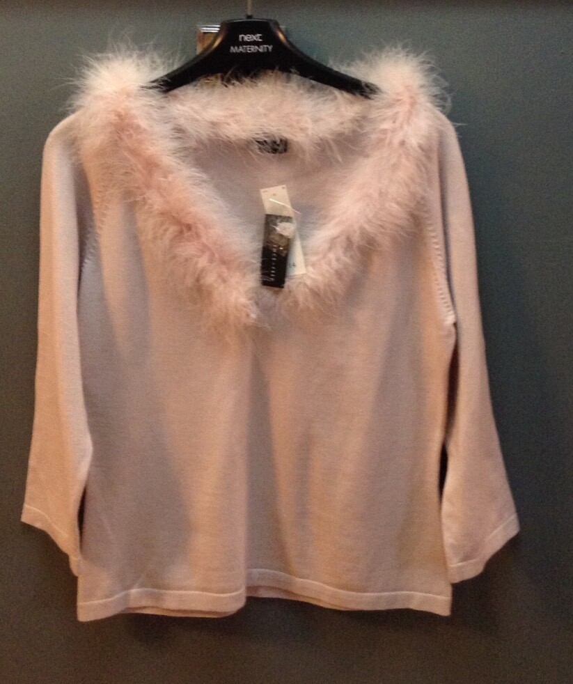 New Florence + Fred Size 14 Pink Blush V Neck Jumper Removable Collar New