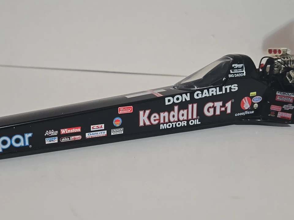 Don Garlits Kendall 1992 Top Fuel Dragster escala 1:24 1 de 15.000 Action RCCA Foto 4 de 4