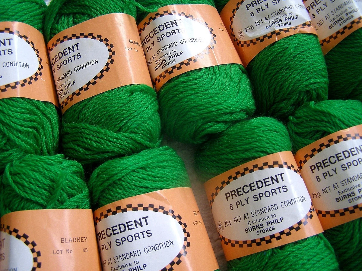 Bulk Lot 17 x 25g Balls Precedent Pure New Wool Yarn Blarney Green 8 Ply 415gram