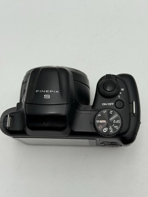 Fujifilm FinePix S8630 Camera w/Video 36X-Wide-Angle Optical Zoom