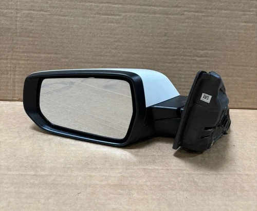 2016-2024 Chevrolet Malibu LH Driver Side Mirror ASM OEM Summit White
