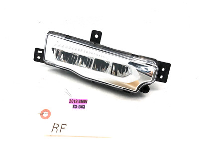 2018-2021 BMW X3 G01 RIGHT PASSENGER FRONT FOG LIGHT OEM