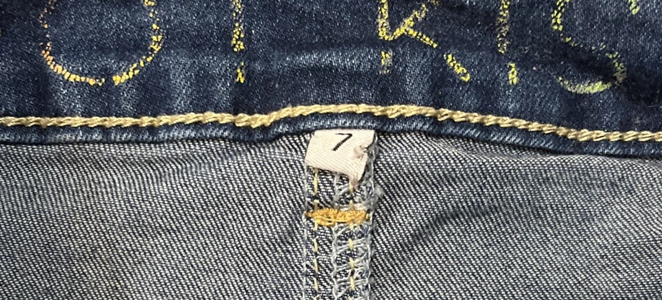 Hot Kiss Juniors Ombre Denim Distressed Jean Shorts Mid Rise Bleached Stretch 7 - Image 3 of 4