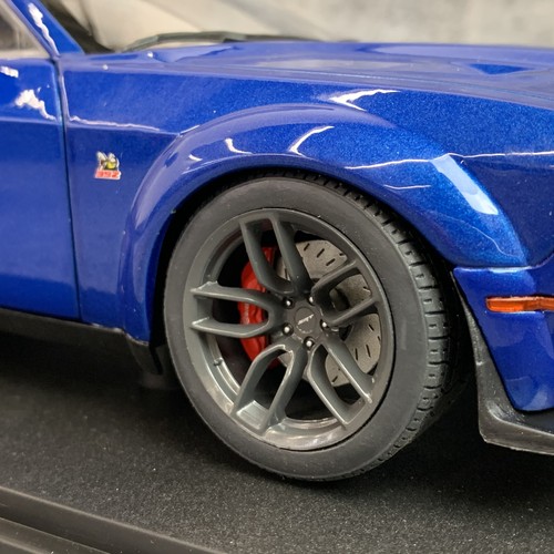 Solido 1:18 Dodge Challenger R/T Scat Pack Widebody 2023 Alloy Car Model - Picture 6 of 14
