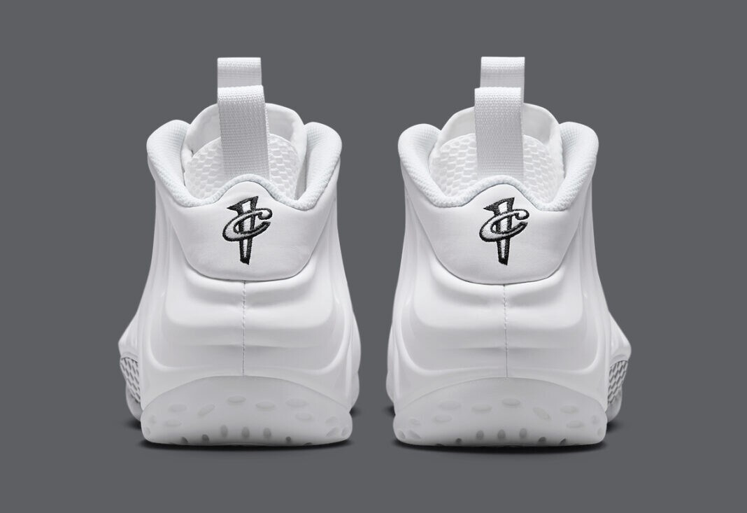Nike Foamposite ホワイト Nike Air Foamposite One 'Triple White' – DTLR