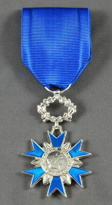 Médaille Ordre National du Mérite Chevalier Ordonnance avec Ecrin - Photo 1/2