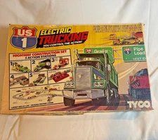Vintage Tyco US1 Electric Trucking 3212 Highway Construction Set Original Box