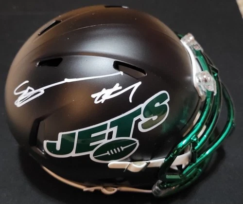 SAUCE GARDNER SIGNED NY JETS SIGNED / AUTO BLACK ALTERNATE MINI HELMET BECKETT