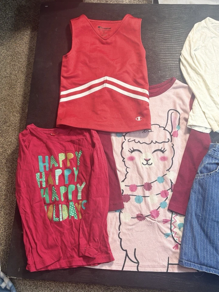 Girls size 4 and 5 Bundle Guess Lei Btween - Image 3 of 4