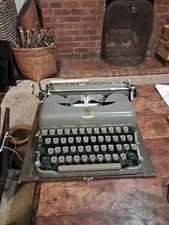 Vintage Imperial Good Companion 5 Typewriter with Case