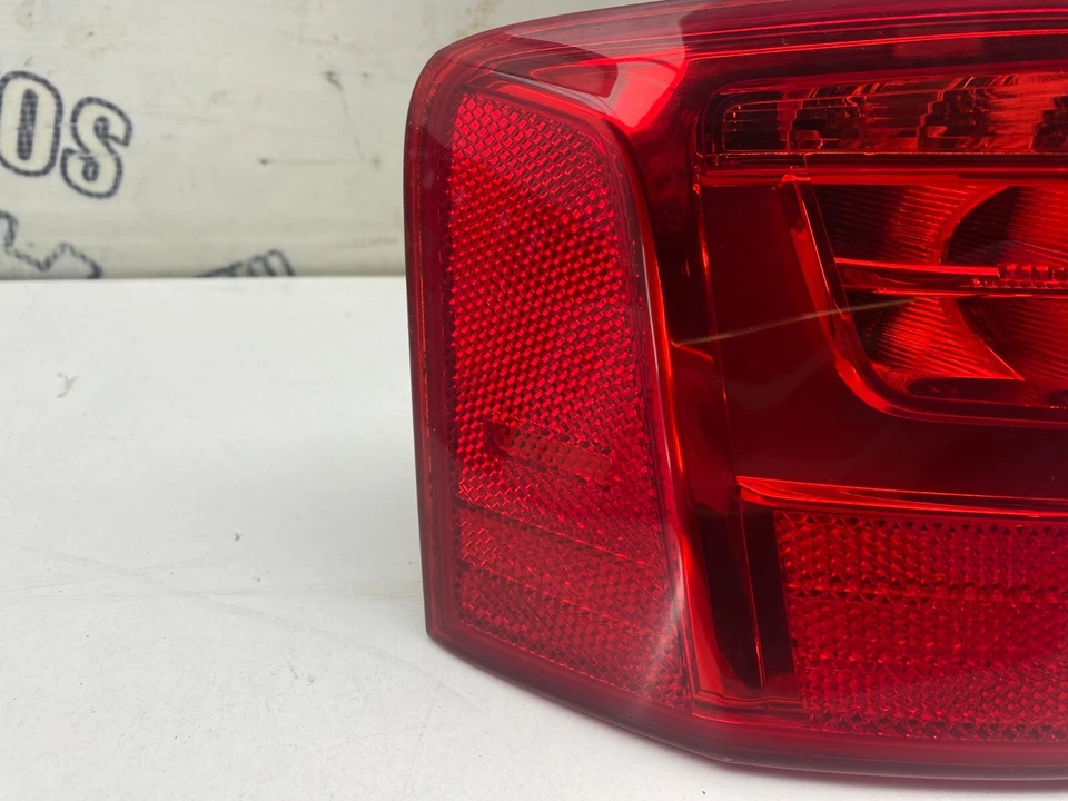 LUZ EXTERIOR LED LADO PASAJERO TRASERO AUDI A5 S-LINE CUPÉ MK1 8T0945095K 11-16 Foto 4 de 4