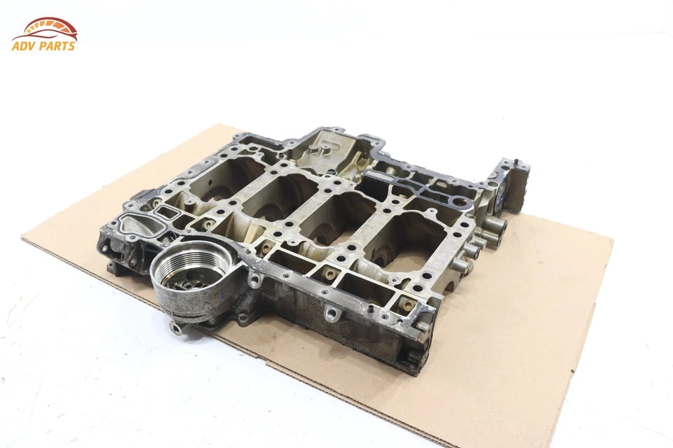 AUDI S6 2013-2018 4,0 L V8 turbo motor bloque de cilindros carcasa del cigüeñal OEM Foto 2 de 4