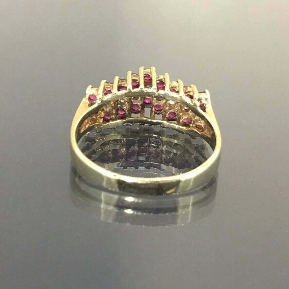 Помолвочное кольцо из желтого золота 14 карат с искусственным красным рубином круглой огранки 2 карата - Изображение 3 из 3