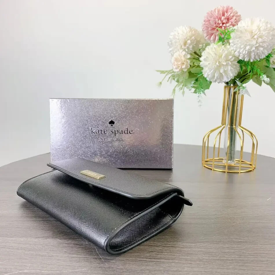 Kate Spade Kenzie Medium Flap Wristlet Black Saffiano Wallet Kate Spade Kenzie Medium Flap Wristlet Black Saffiano Wallet
