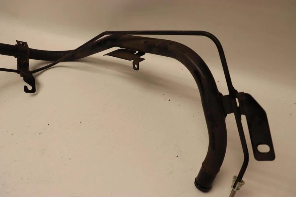 2012 INFINITI FX35 EX35 EX37 FUEL TANK FILLER NECK HOSE PIPE TUBE OEM - Image 3 of 4