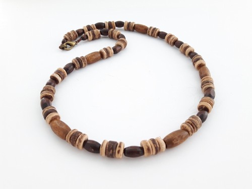 Collana etniche da Uomo in perline di Cocco e Legno naturale di colori neutri - Foto 3 di 5