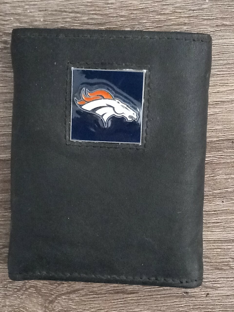 Picture 1 of 3