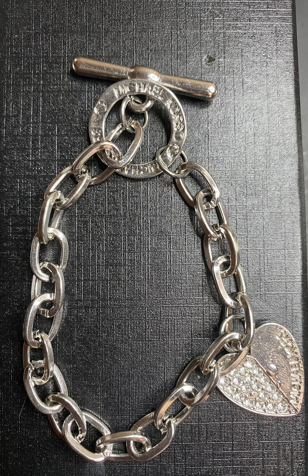 Bracciale Michael Kors Designer Charm Tono Argento Link 8"