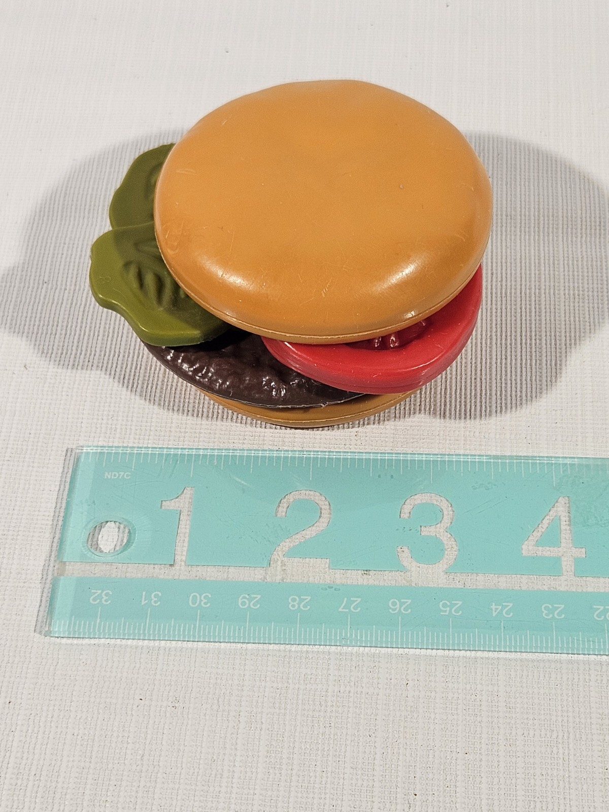Fisher Price Fun with Food McDonald's Hamburger Buns Tomato Pickle Play
