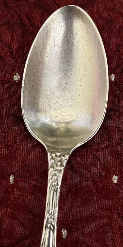 CUCHARA SOPERA TIFFANY & Co PLATA ESTERLINA *CÁSCARA DE BORDE ONDULADO* Pat. 1884 7 1/8" Foto 4 de 4