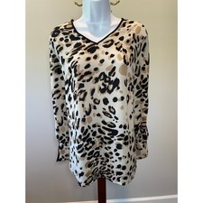 Chico  s Leopard Animal Print V  Neck Top   Size 2 Standard Size L   Semi  Sheer