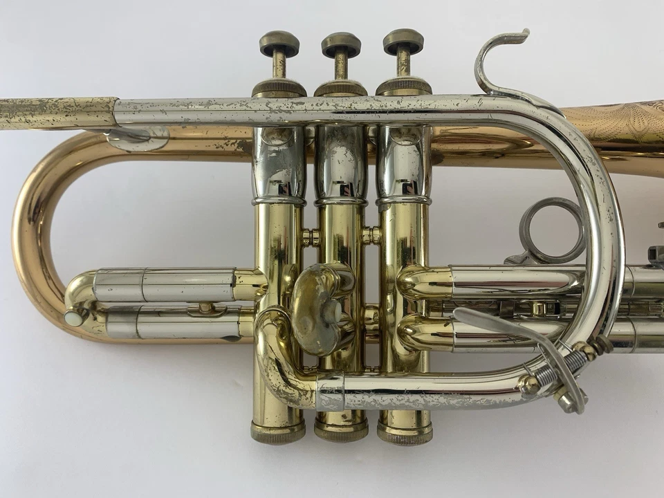 Cornet OLDS Recording Cornet with Bronze Bell & Protec Case - Image 3 of 4