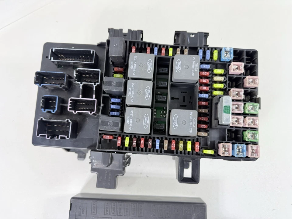 Ford F-150 2005-2006 interior cabina caja de fusibles relé bloque panel 5L3T-14A067-CC Foto 2 de 4