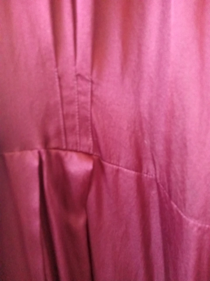 Roupão feminino Ines De La Fressange Uniqlo 100% seda borgonha amarração média frente - Imagem 3 de 4