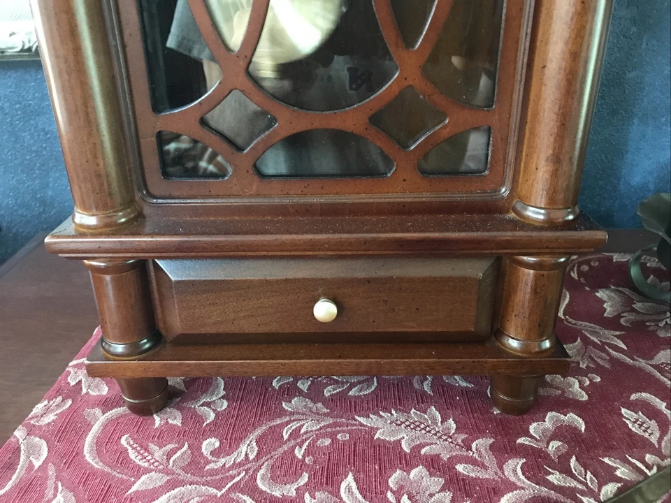 Howard Miller Lorna Mantel Clock 635170 Tuscany Cherry Antique Pendulum 22.5" H - Image 3 of 4