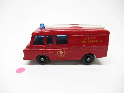 MATCHBOX LESNEY #57 LAND ROVER KENT BRIGADE FIRE TRUCK MINT