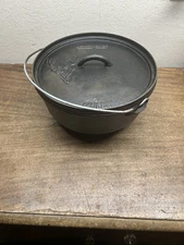 CAMP CHEF #12 "MULEY" WILDLIFE COMMERATIVE CAMPING ~ DUTCH OVEN ~ PRE-SEASONED