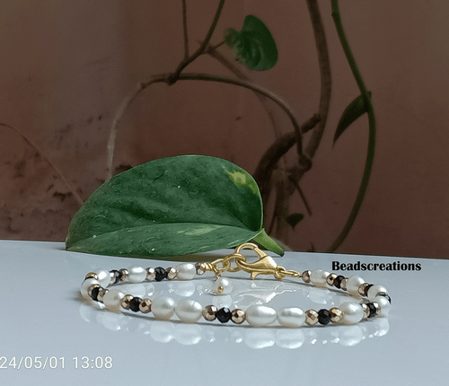 AA 3 mm Braccialetto Perla Bianca e Spinello Nero Regalo per Bambini - Foto 7 di 10