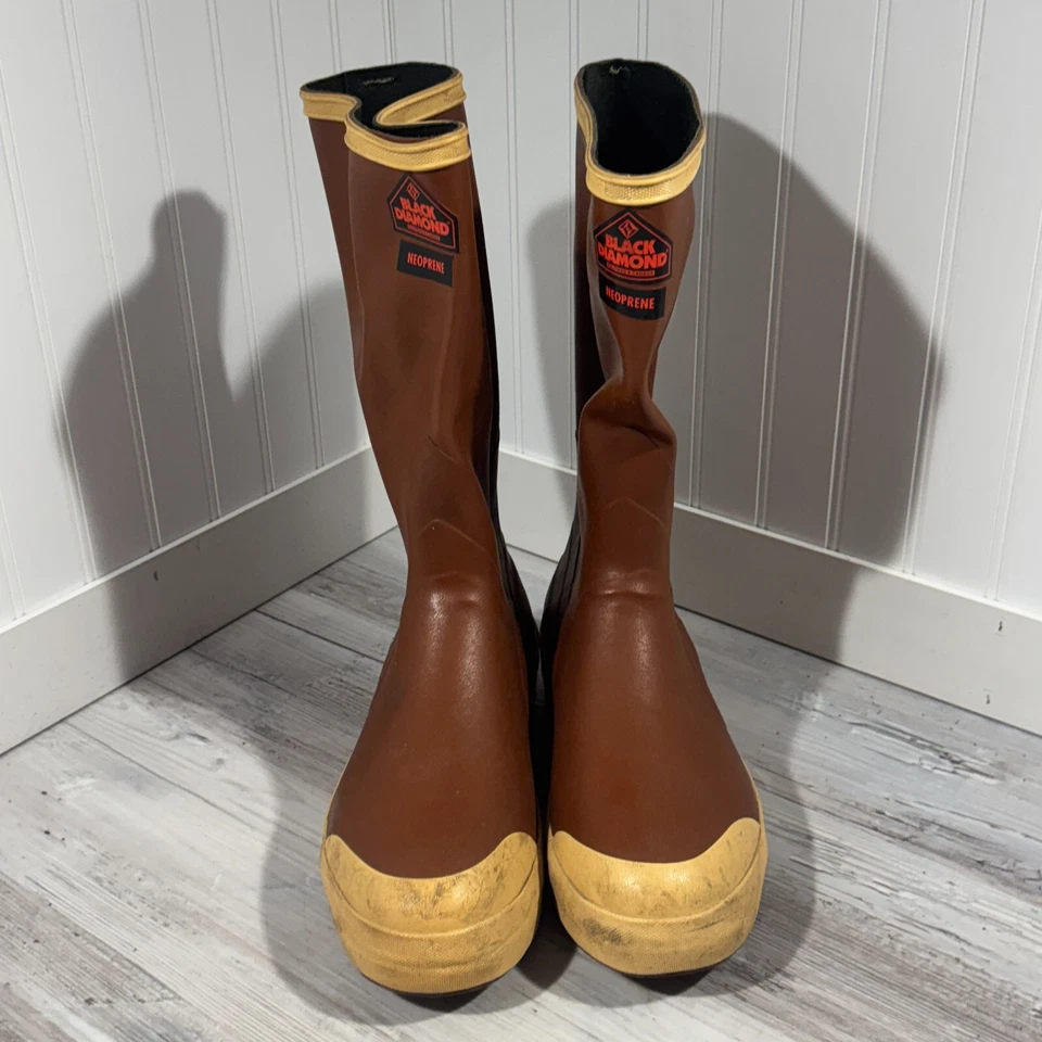 BLACK DIAMOND NEOPRENE CANADA MADE RUBBER BOOTS MENS 11 OIL/ACID RESIST REG TOE - Image 3 of 4