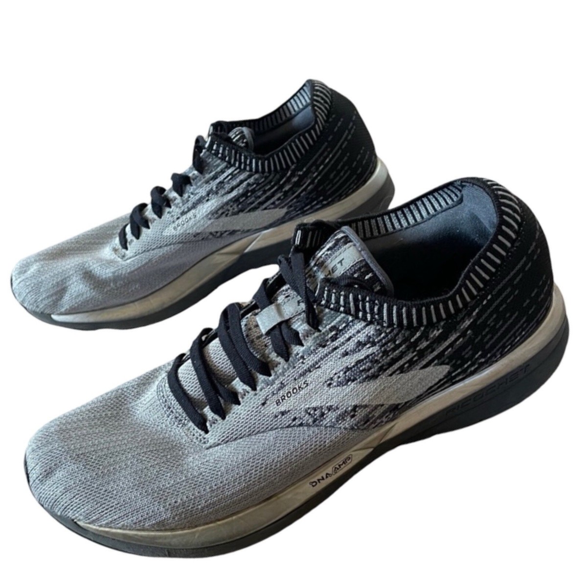 Brooks Men’s Ricochet Running Shoes Gray Black Size 10