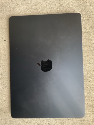 Macbook Air M3 - Picture 7 of 9