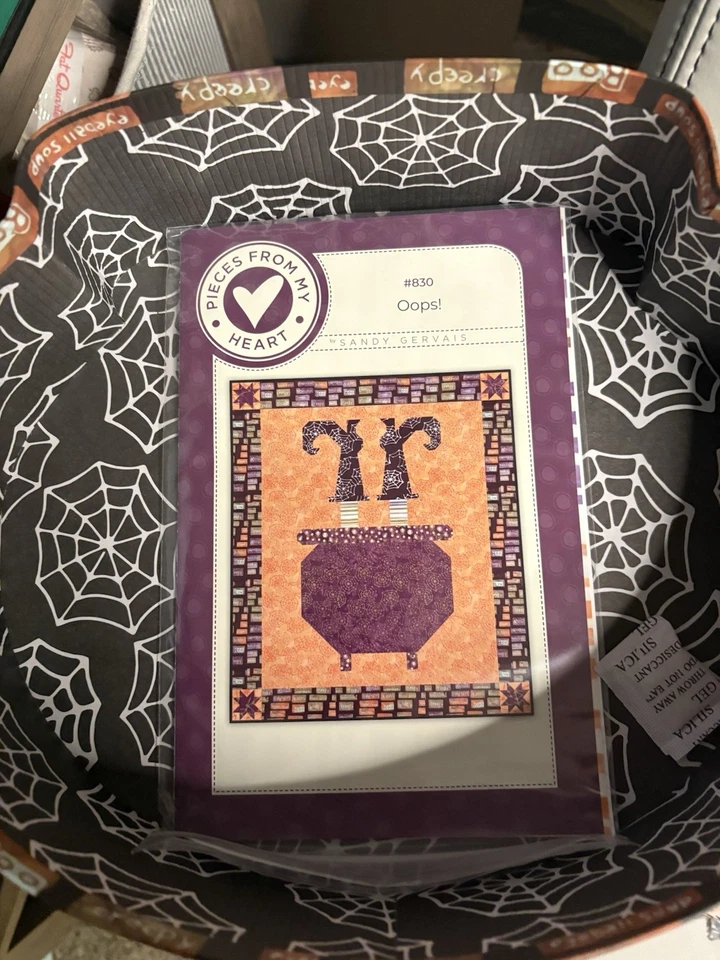 Kit de edredón de Halloween Oops Riley Blake y Sandy Gervais Foto 4 de 4