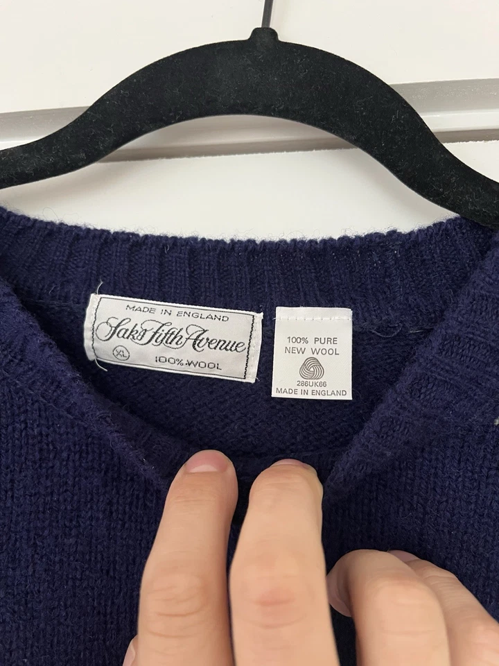 Suéter Saks Fifth Avenue Vintage Azul Marino Cuello Redondo 100% Nuevo Para Hombre Hecho en Reino Unido Foto 2 de 3