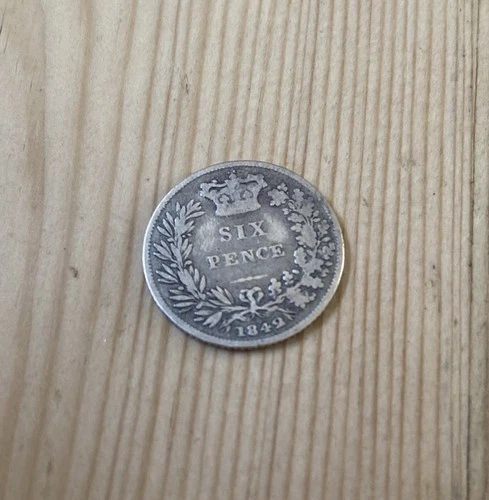1842 Victoria Sixpence — photo from the most recent tracked eBay sale