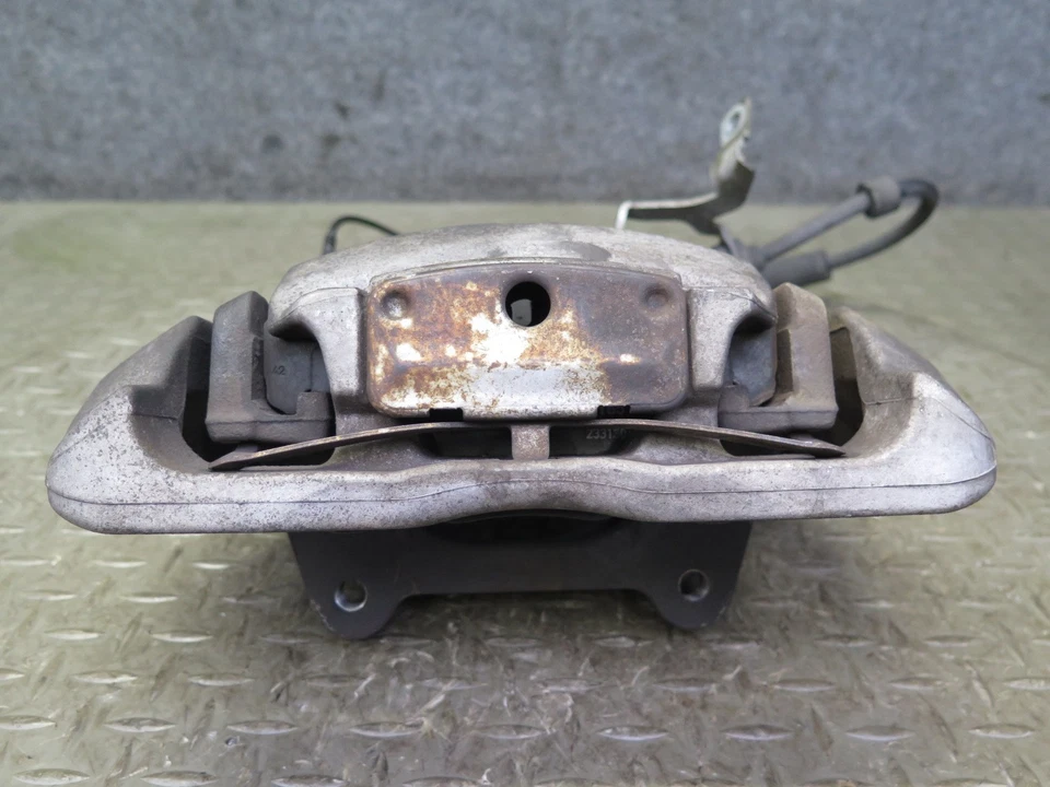 07-13 BMW E90 E92 E93 335i RWD CONJUNTO DE 2 PINÇAS DE FREIO DIANTEIRAS ESQUERDA E DIREITA FABRICANTE DE EQUIPAMENTO ORIGINAL - Imagem 4 de 4