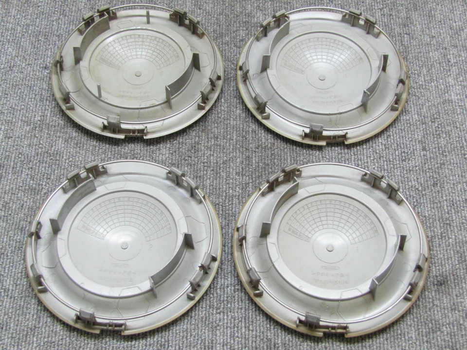 Juego de tapacubos centrales de 15 pulgadas JDM Toyota BB XB Scion NCP 2000 2005 fabricante de equipos originales de fábrica Foto 4 de 4
