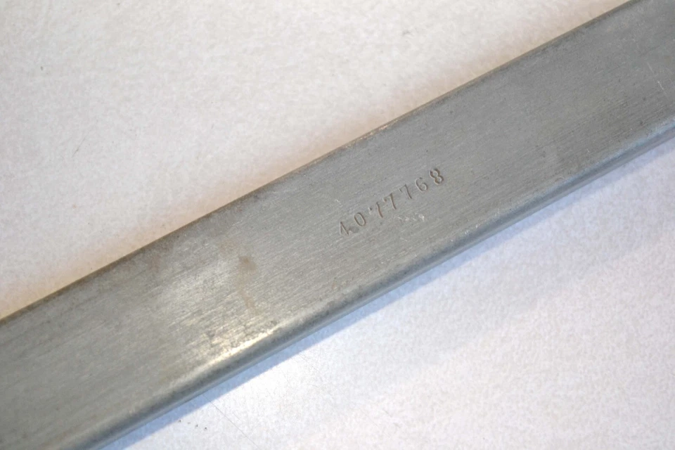 Oldsmobile Series 98 1948-1949 2 puertas puerta delantera ventana regulador canal, 4077768 Foto 3 de 3