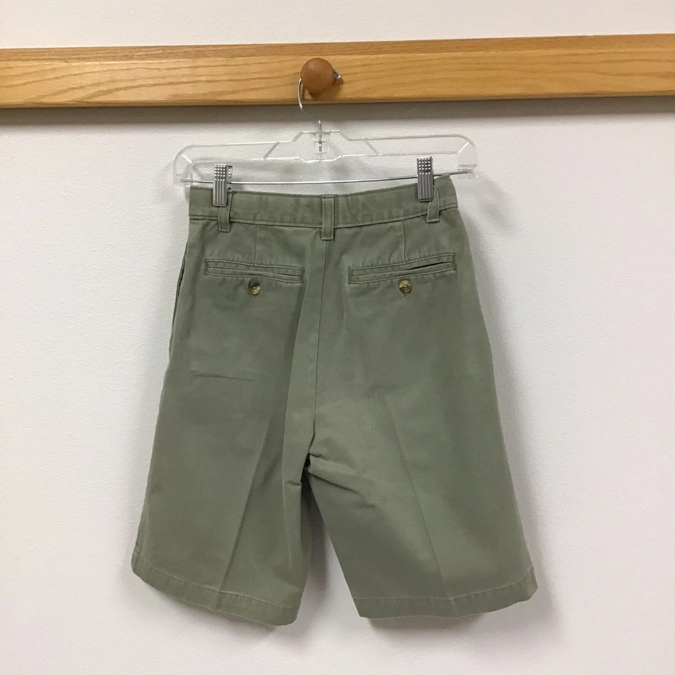 Bermudas estilo uniforme verde George Boys talla 12 Foto 2 de 4