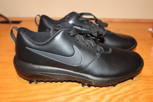 womens all black roshes