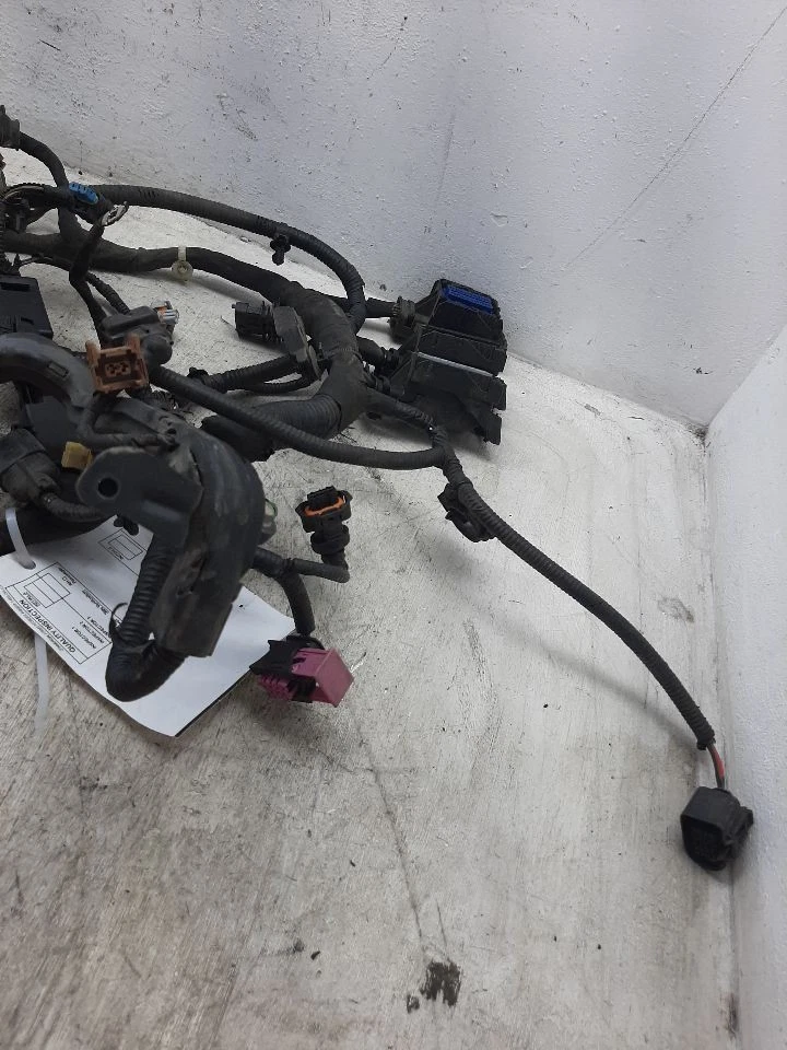 2013-2016 CHEVROLET SONIC двигателя комнаты жгут проводов 1,8 л авто FWD ID 95403008 - Изображение 3 из 4