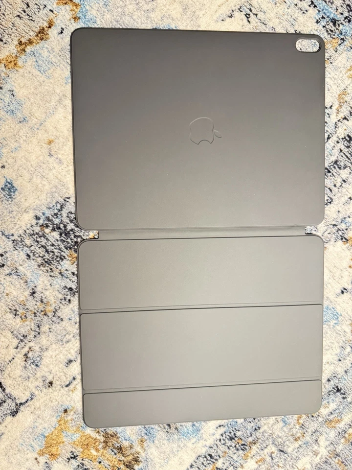 Apple Smart Folio für 13" iPad Air (M2) - Anthrazit (MWK93ZM/A) #15090077 - Bild 3 von 3