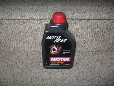 1 MOTUL MOTYLGEAR 75W80 1L  Transmission Fluid Gear Oil