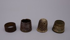 4 Römische Fingerhüte / thimble aus Bronze - Sammlerstücke